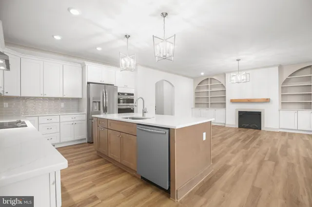 $909,900 | 1409 Brent Street, Fredericksburg, VA 22401