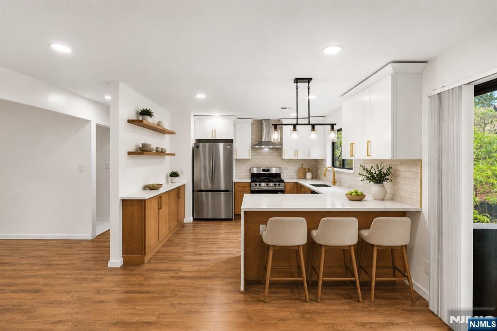 261 Sunset Key Secaucus, NJ 07094 - Photo 12 of 35