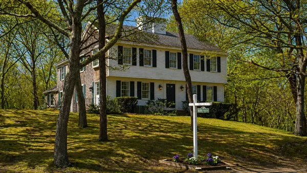 $899,000 | 420 Route 6A, Sandwich, MA 02537