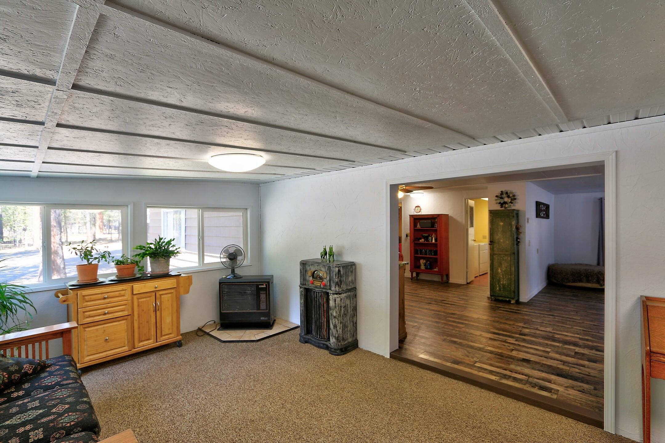 14815 Springwood Road La Pine, OR 97739 - Photo 18 of 32 IMG_1923_4_5_6_7_8_9