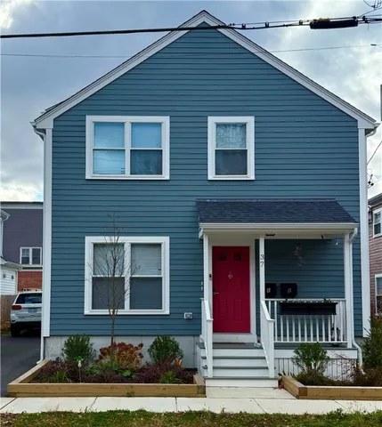 $1,900 | 37 Portland Street, Unit 2, Providence, RI 02907