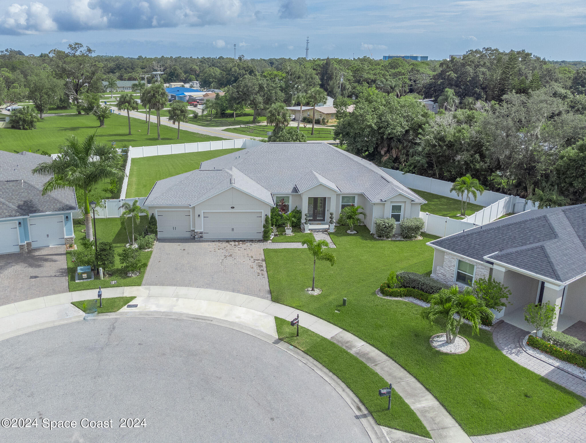 865 Hawks Ridge Court Northeast Palm Bay, FL 32905 - Photo 38 of 47 an aerial view of a house