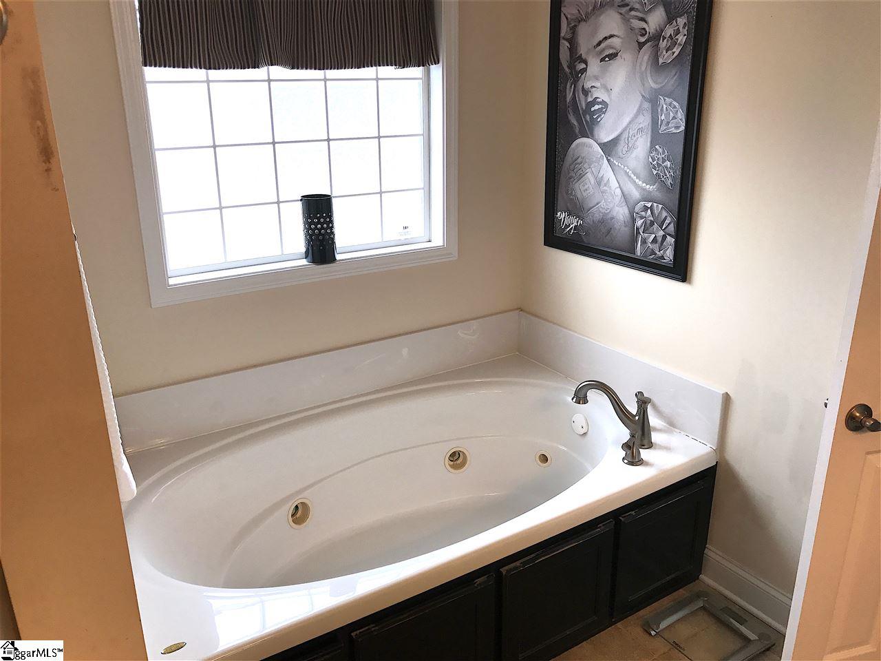 425 West Finger Street Landrum, SC 29356 - Photo 12 of 23 Gallery Image 12