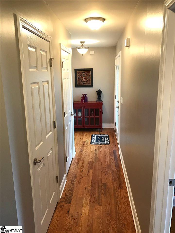 425 West Finger Street Landrum, SC 29356 - Photo 14 of 23 Gallery Image 14