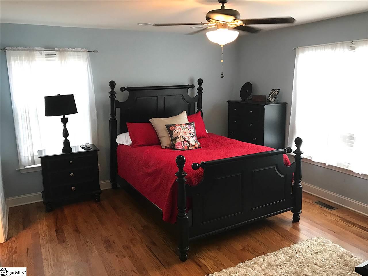 425 West Finger Street Landrum, SC 29356 - Photo 9 of 23 Gallery Image 9