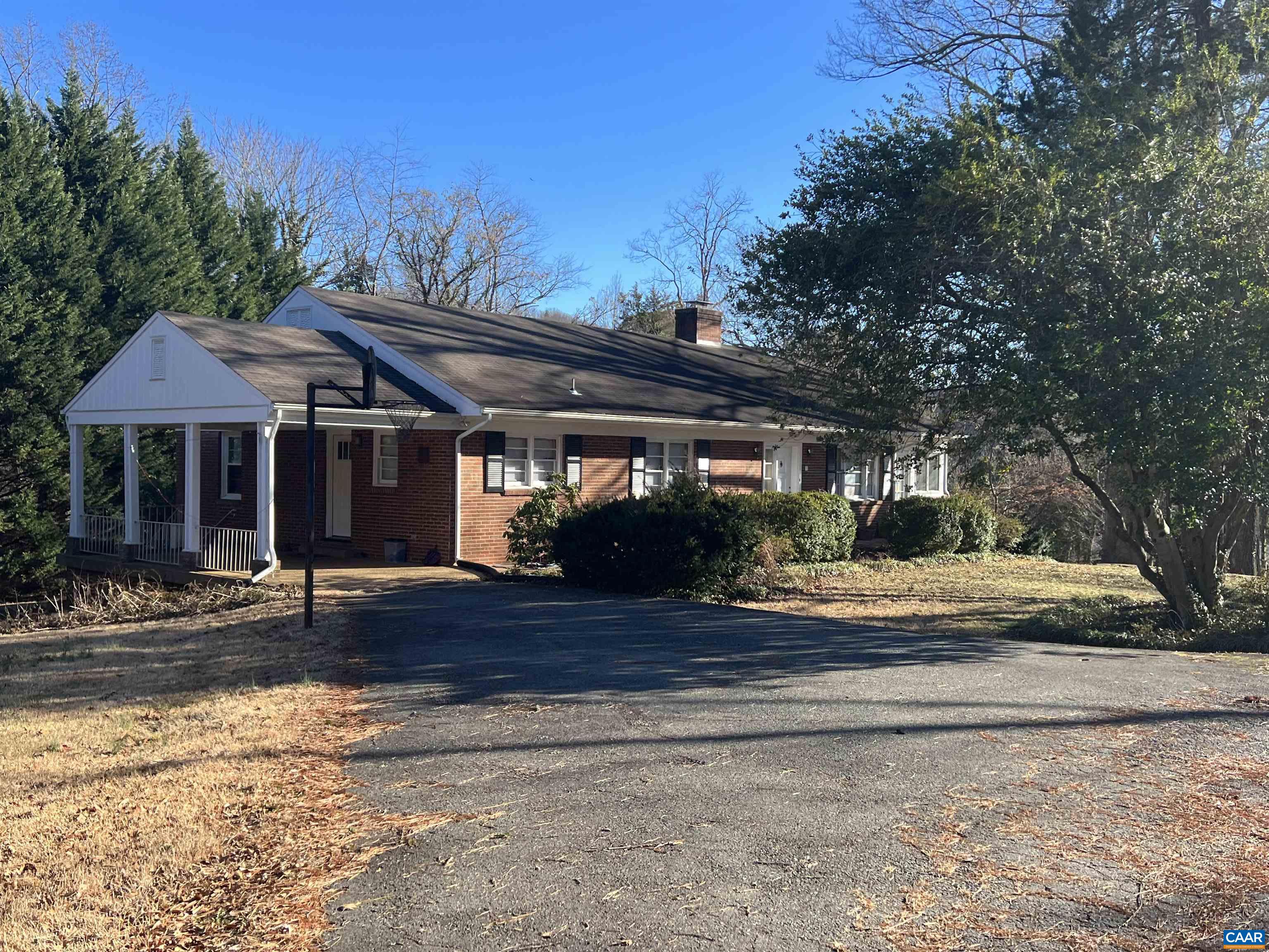7 Old Farm Road Charlottesville, VA 22903 - Photo 1 of 25 a front view of a house with a yard