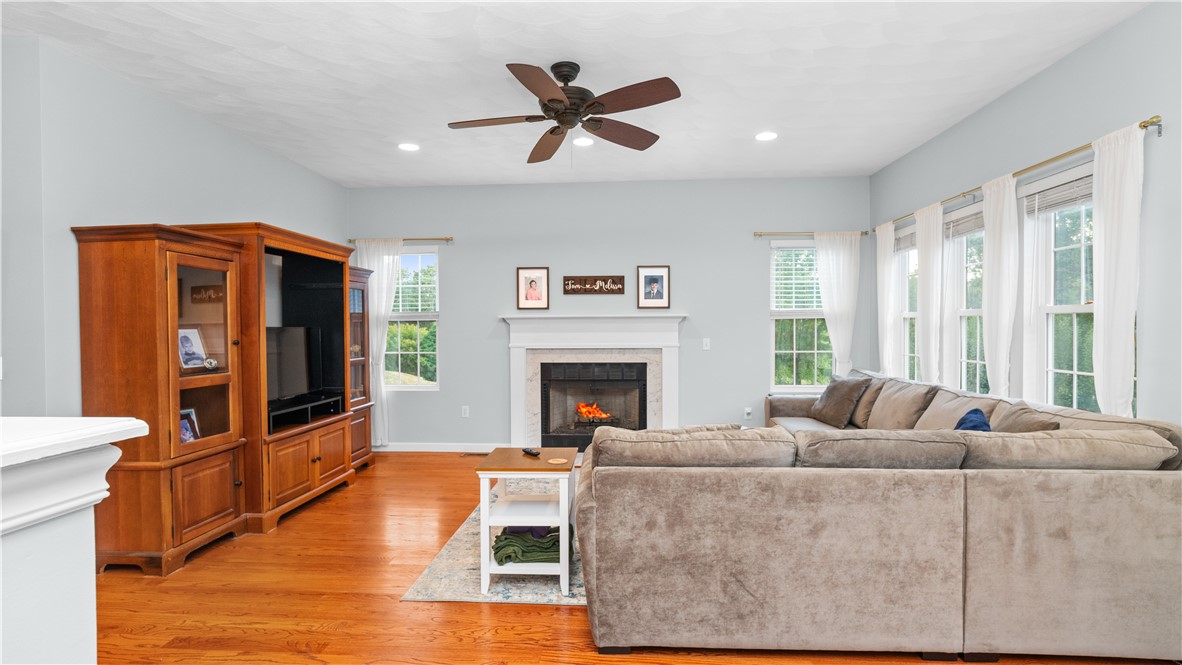 45 Cobblestone Terrace Coventry, RI 02816 - Photo 16 of 50