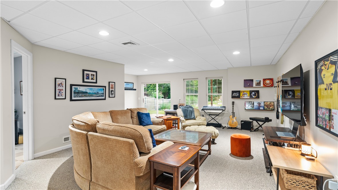 45 Cobblestone Terrace Coventry, RI 02816 - Photo 36 of 50