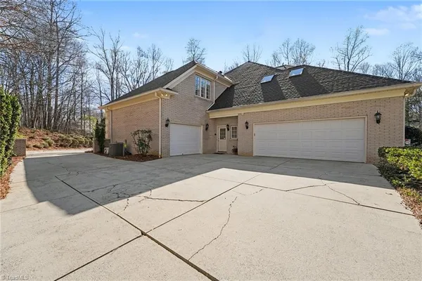 $1,795,000 | 4620 Cherryhill Lane, Winston-Salem, NC 27106