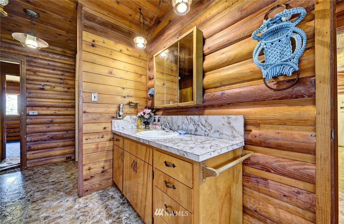 490 West Bulb Farm Road Shelton, WA 98584 - Photo 12 of 25 Gallery Image 12