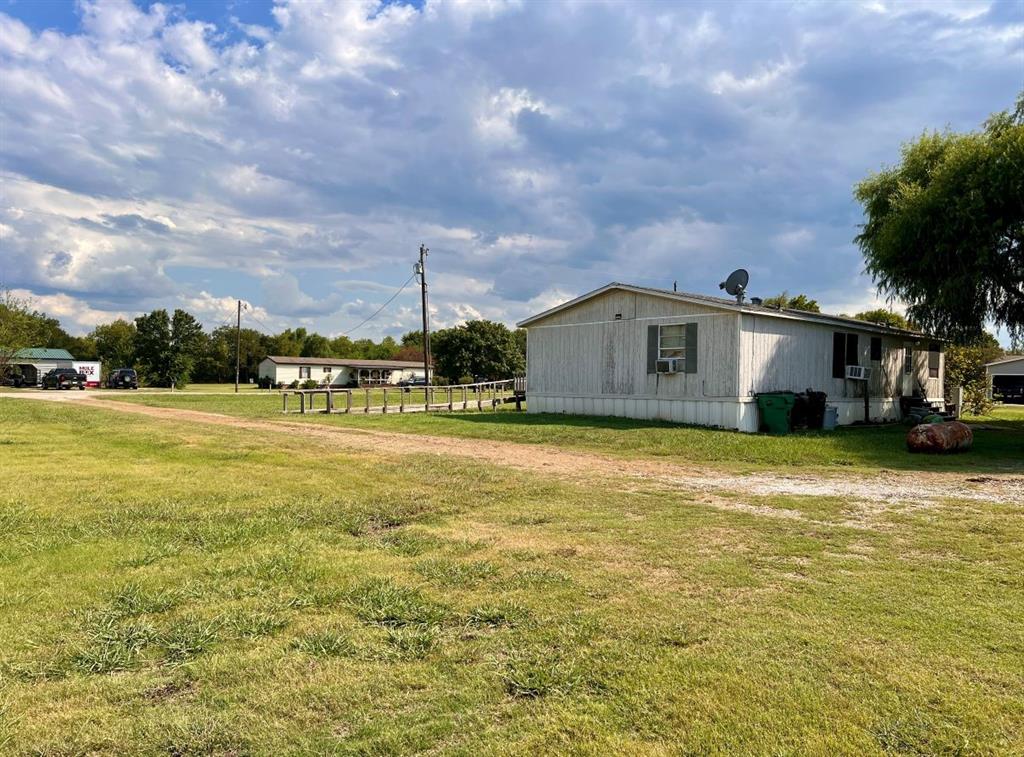 1665 Smith Circle Combine, TX 75159 - Photo 4 of 25