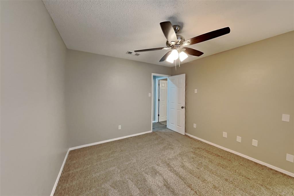 2503 Engleford Drive Arlington, TX 76015 - Photo 14 of 18