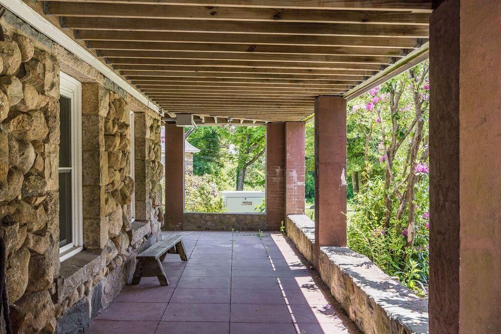 165 Woods Hole Road Falmouth, MA 02540 - Photo 26 of 35