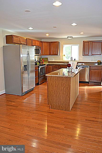 1720 Joe Harris Road Prince Frederick, MD 20678 - Photo 7 of 29 Kitchen