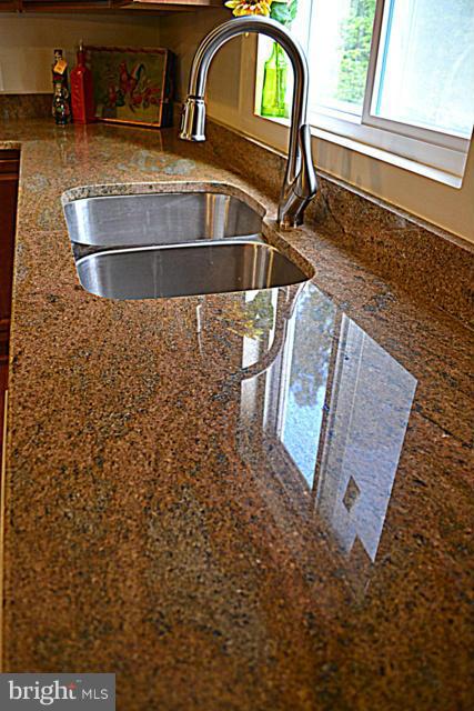 1720 Joe Harris Road Prince Frederick, MD 20678 - Photo 8 of 29 Kitchen