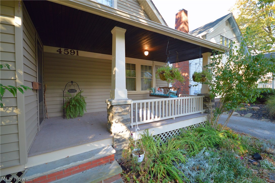 4591 Liberty Road Cleveland, OH 44121 - Photo 5 of 32 Gallery Image 5