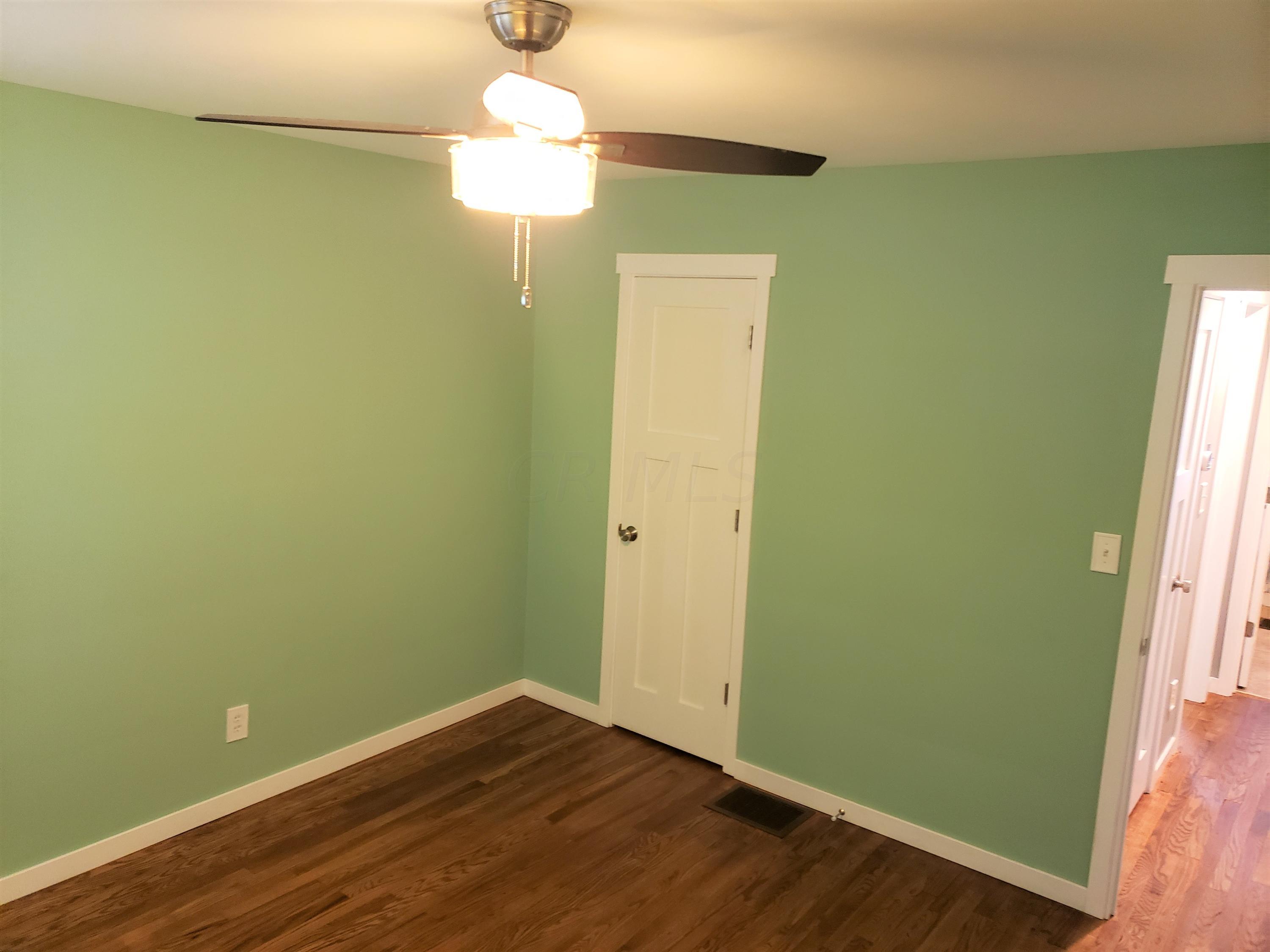 552 Chase Road Columbus, OH 43214 - Photo 17 of 31 Gallery Image 17