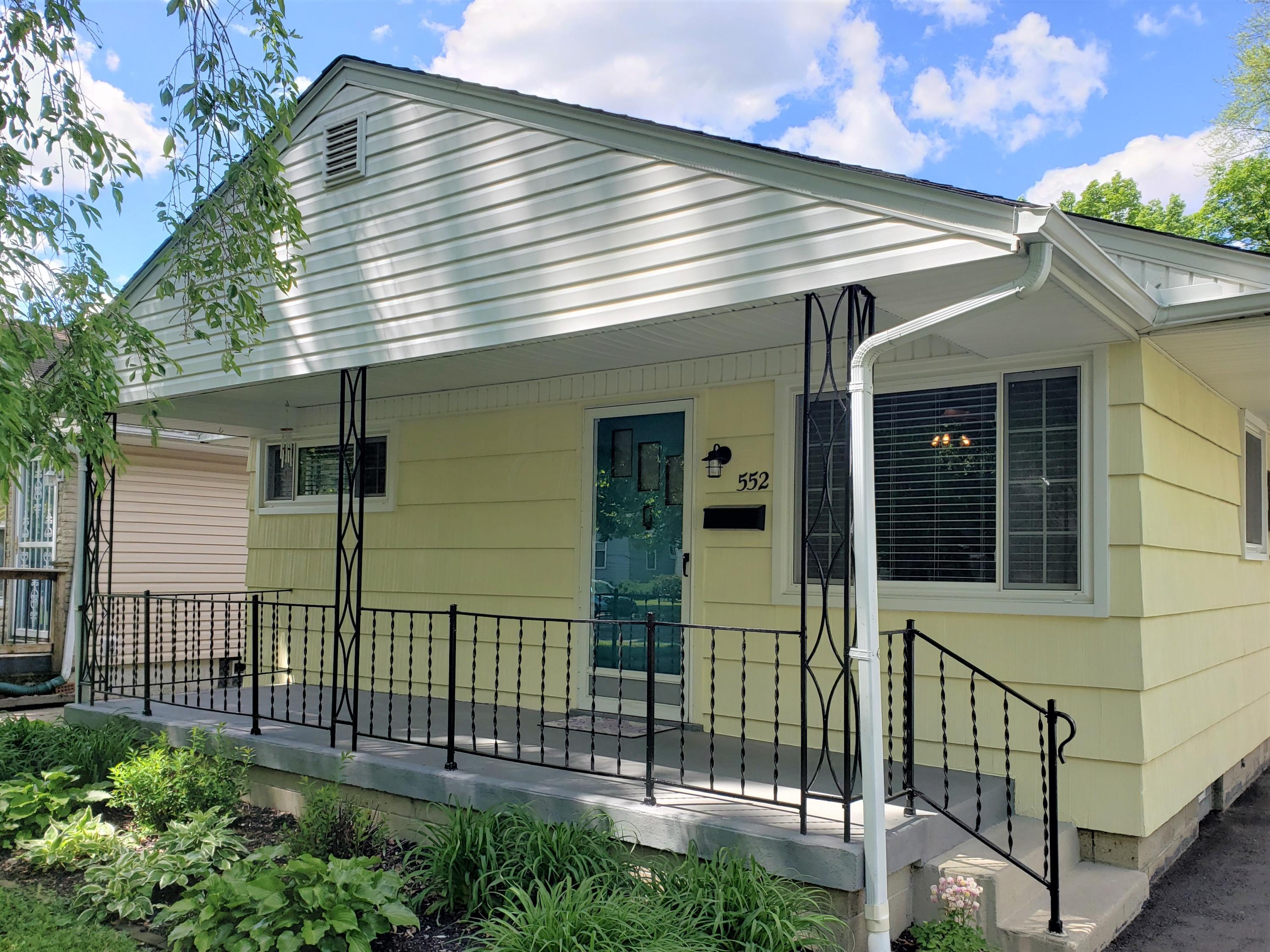 552 Chase Road Columbus, OH 43214 - Photo 3 of 31 Gallery Image 3
