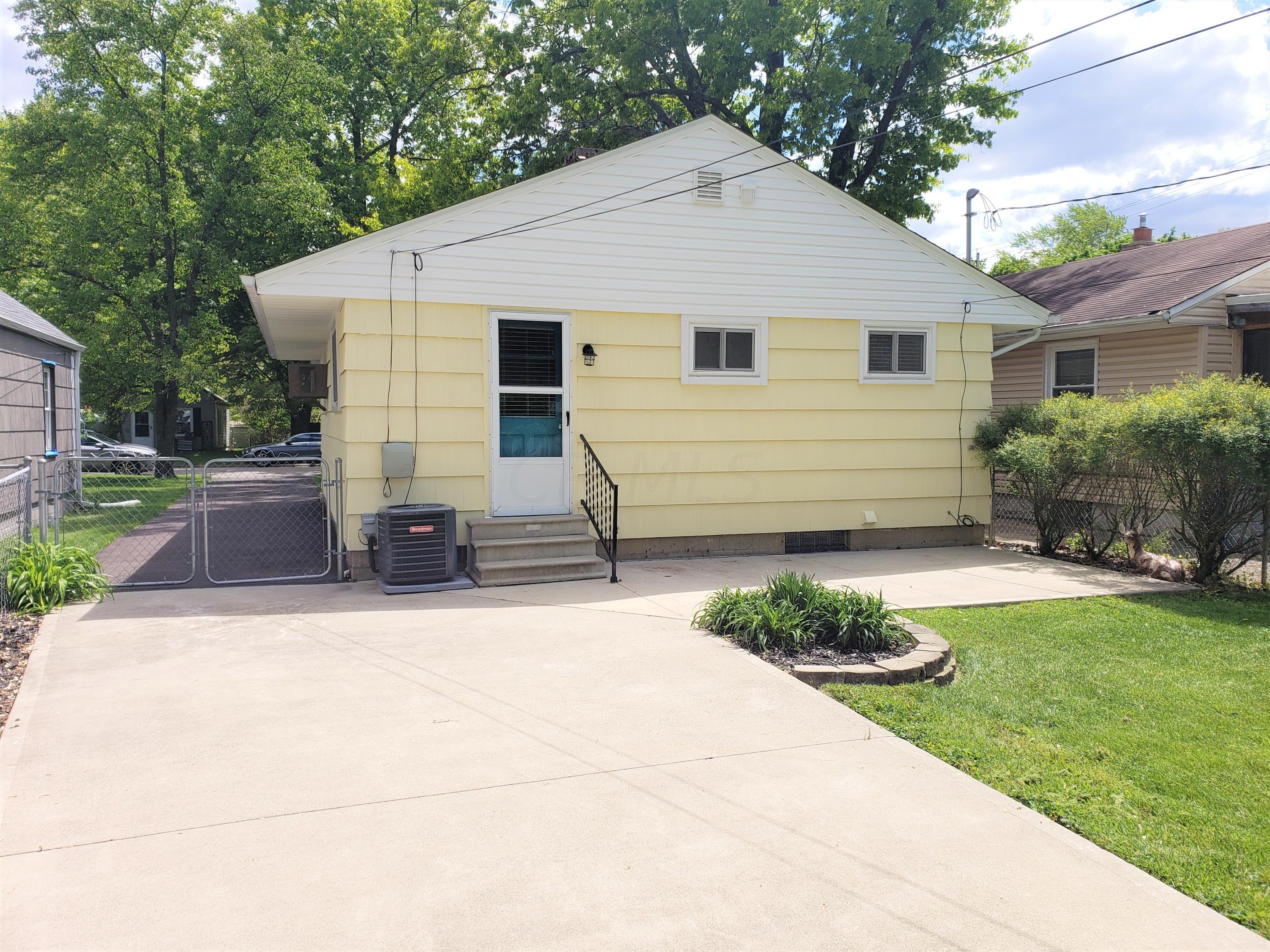 552 Chase Road Columbus, OH 43214 - Photo 9 of 31 Gallery Image 9