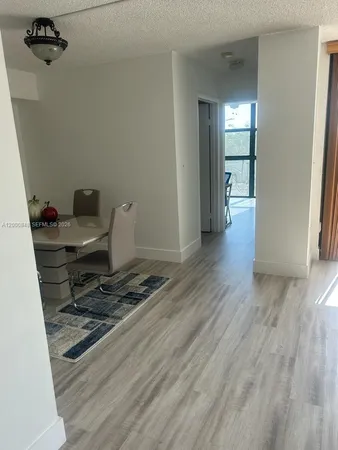 $2,300 | 11790 Southwest 18th Street, Unit 4053, Miami, FL 33175