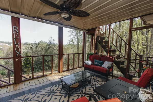 $650,000 | 56 East Glenview Street, Marion, NC 28752