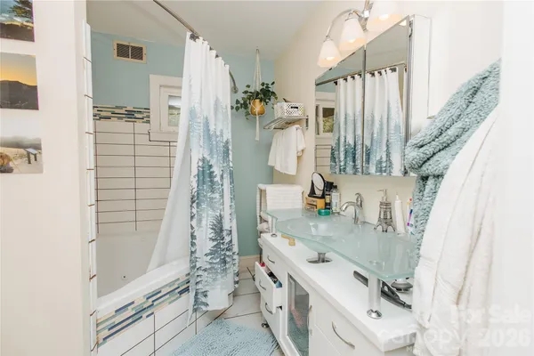 $650,000 | 56 East Glenview Street, Marion, NC 28752