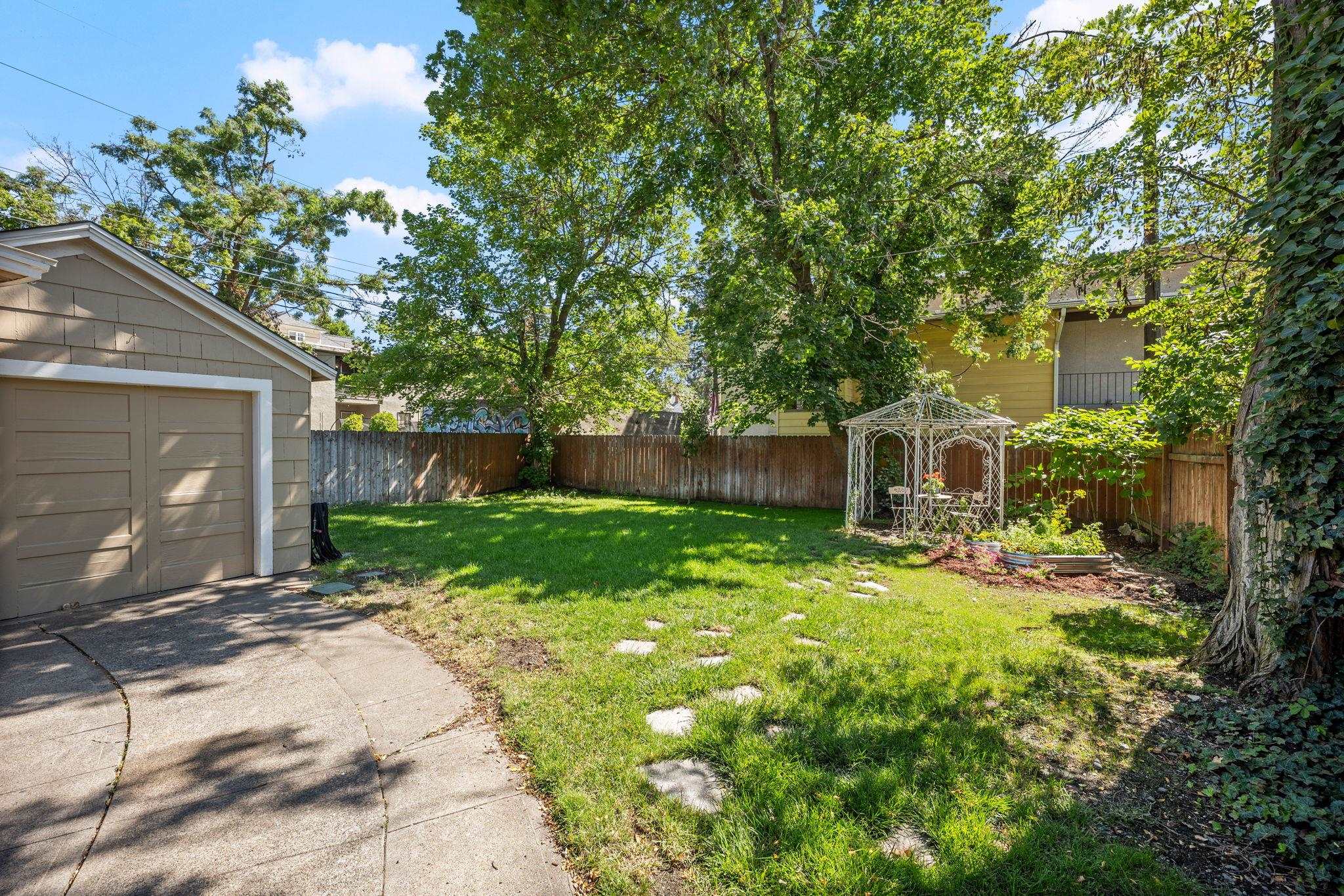 147 South Elm Street Spokane, WA 99201 - Photo 25 of 36