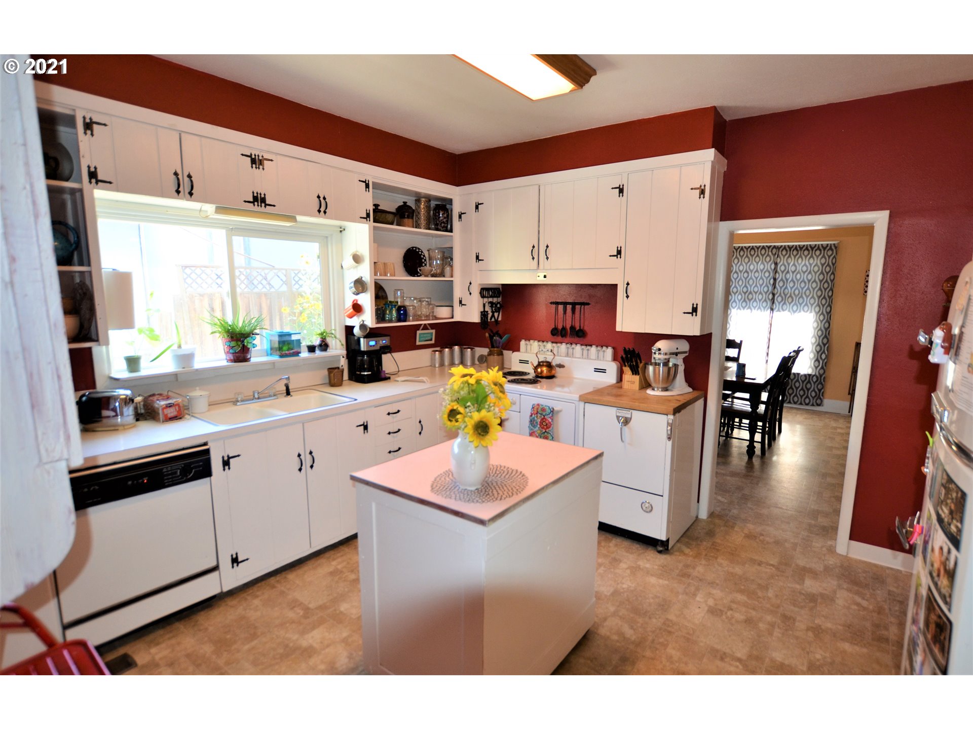 13 Southeast 10th Street Pendleton, OR 97801 - Photo 7 of 26 Gallery Image 7