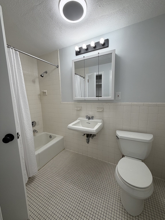 103 Trapelo Road, Unit 19 Waltham, MA 02452 - Photo 9 of 15