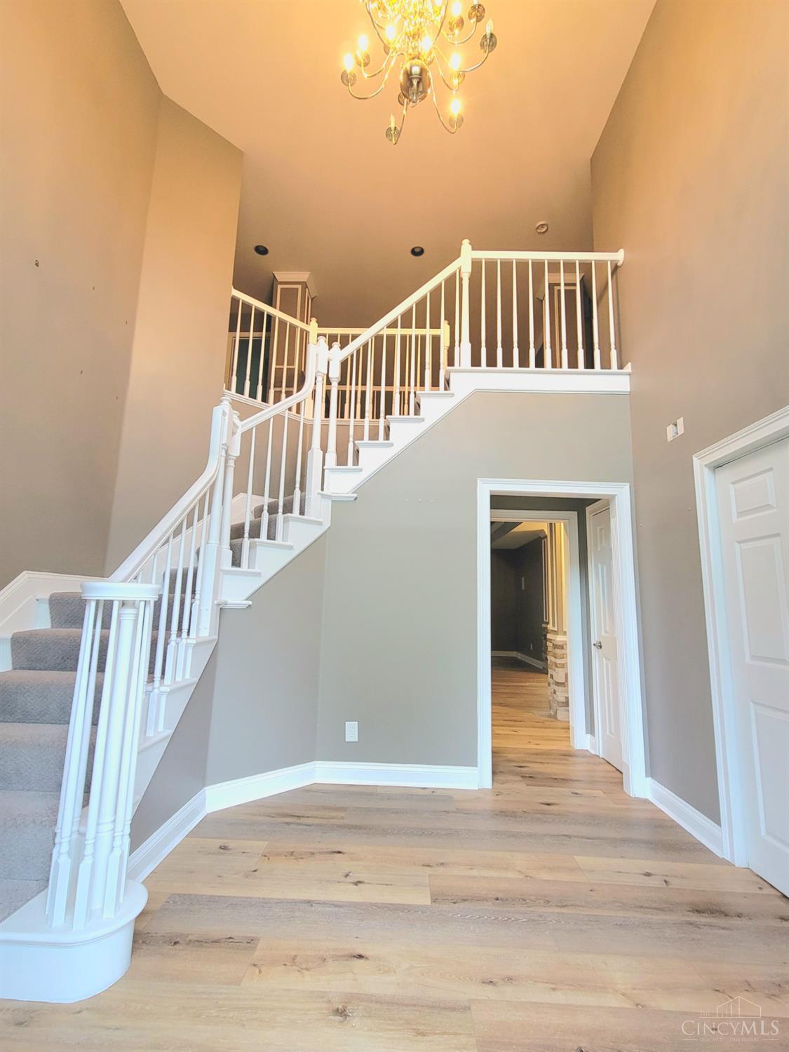 5072 Palermo Road Cincinnati, OH 45244 - Photo 3 of 54 Gallery Image 3