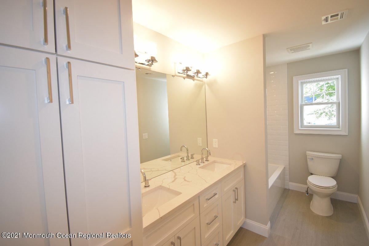 31 Lupine Way Clark, NJ 07066 - Photo 27 of 40 DSC_0341