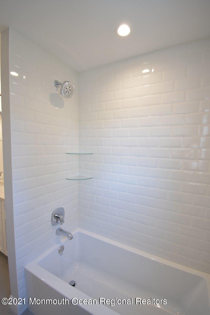 31 Lupine Way Clark, NJ 07066 - Photo 28 of 40 DSC_0345