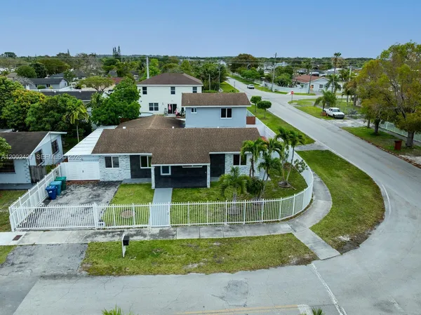 $639,999 | 30365 Southwest 152nd Court, Homestead, FL 33033
