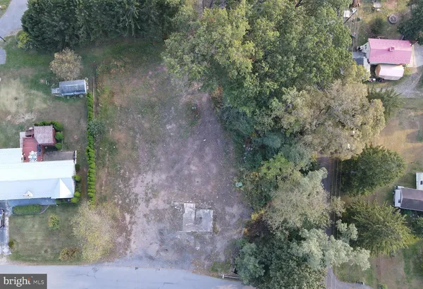 a view of a outdoor space