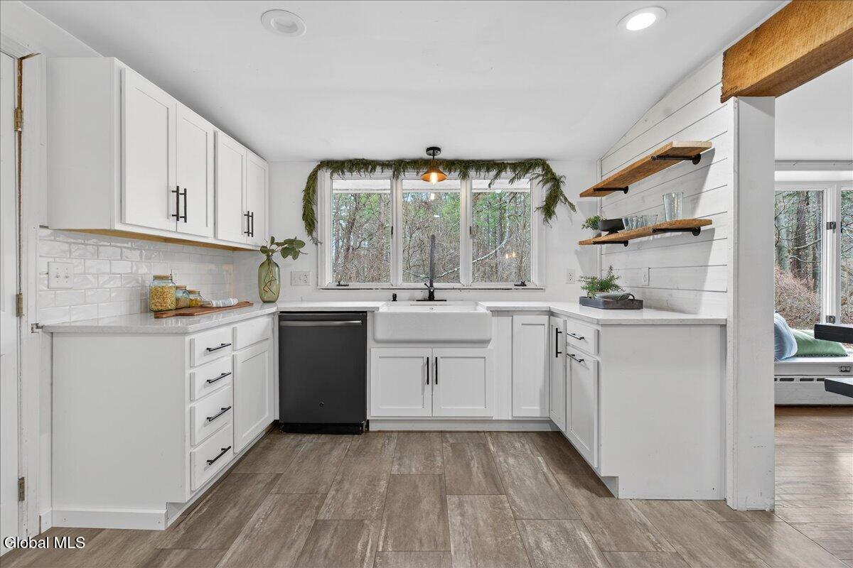 32 Slingerland Street Bethlehem, NY 12159 - Photo 18 of 70 67-32 SLINGERLANDS-7