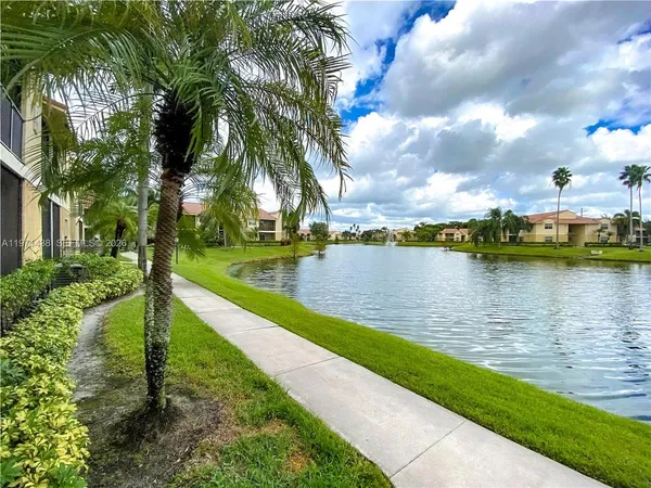 $1,450 | 1259 Southwest 46th Avenue, Unit 1914, Pompano Beach, FL 33069