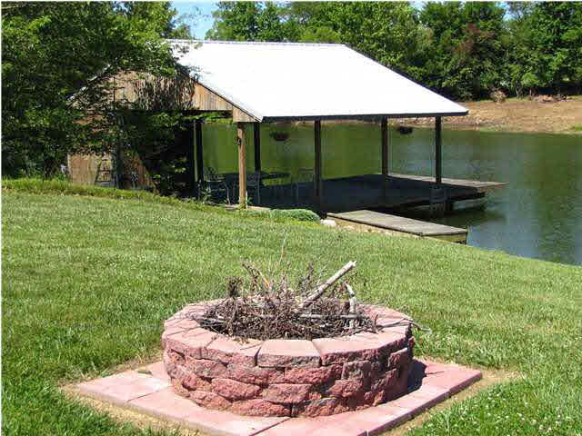 5433 Schneider Road Newburgh, IN 47630 - Photo 4 of 30 Gallery Image 4
