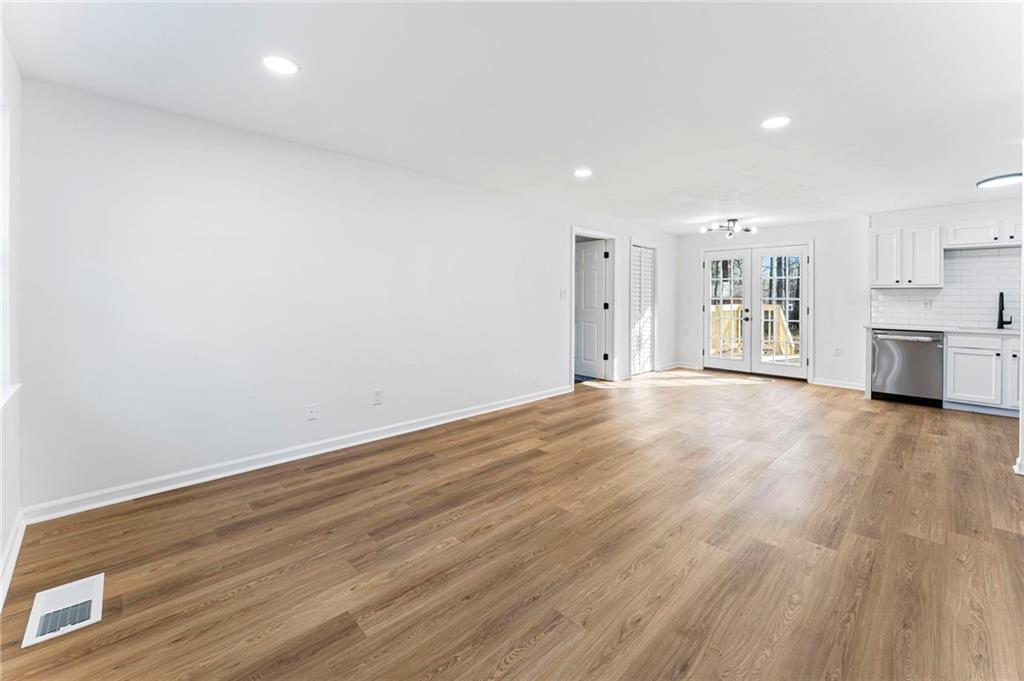 4975 Springbrook Drive Douglasville, GA 30135 - Photo 9 of 39