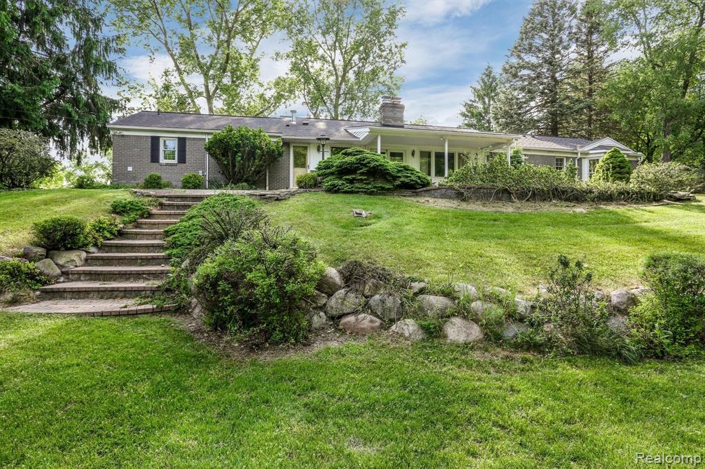 6475 Apple Orchard Lane Rochester Hills, MI 48306 - Photo 22 of 25
