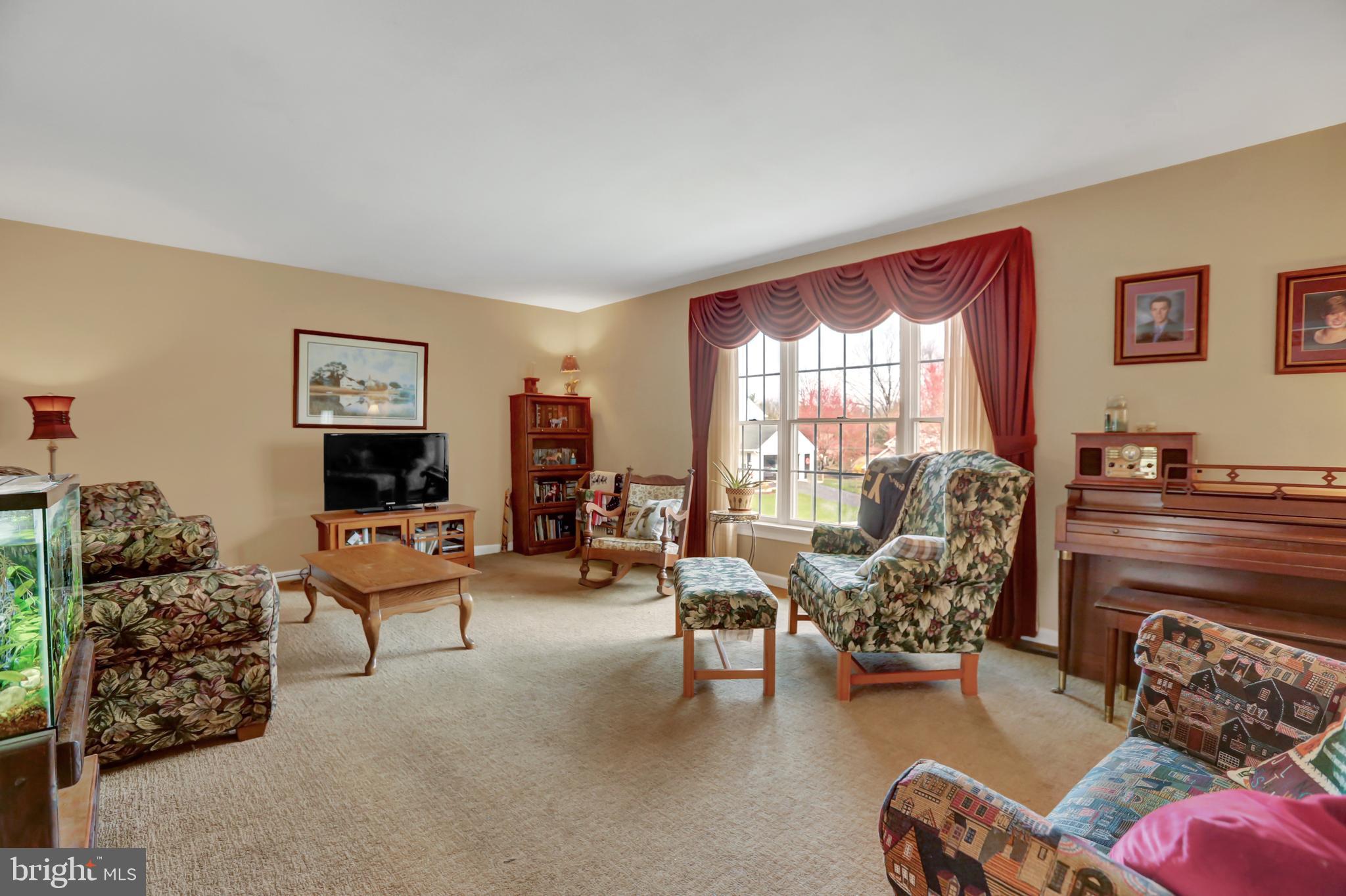 302 Clark Road Hershey, PA 17033 - Photo 4 of 33