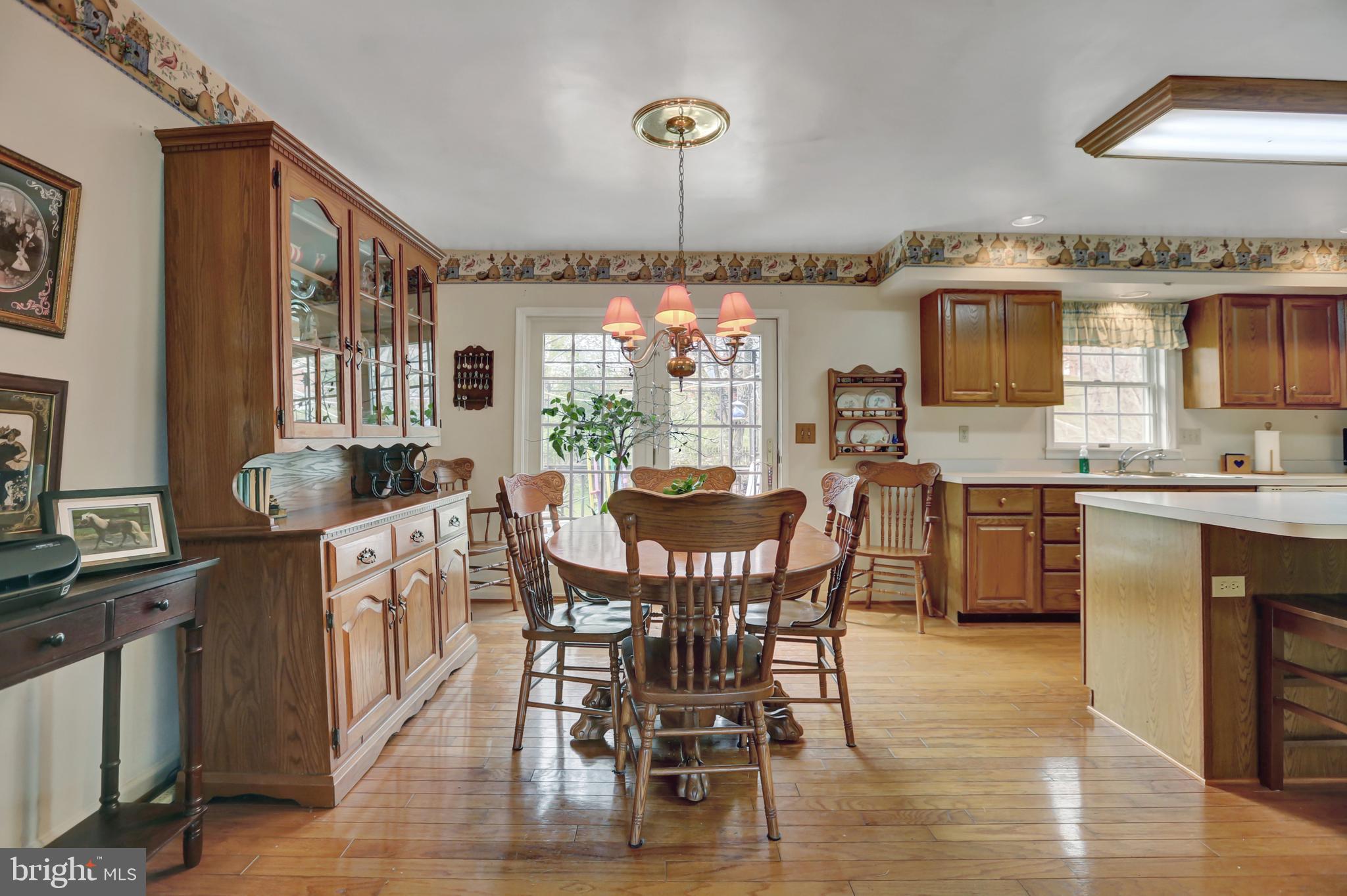 302 Clark Road Hershey, PA 17033 - Photo 6 of 33