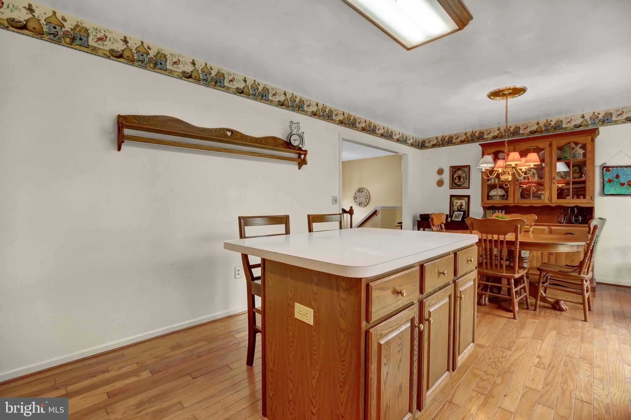 302 Clark Road Hershey, PA 17033 - Photo 9 of 33