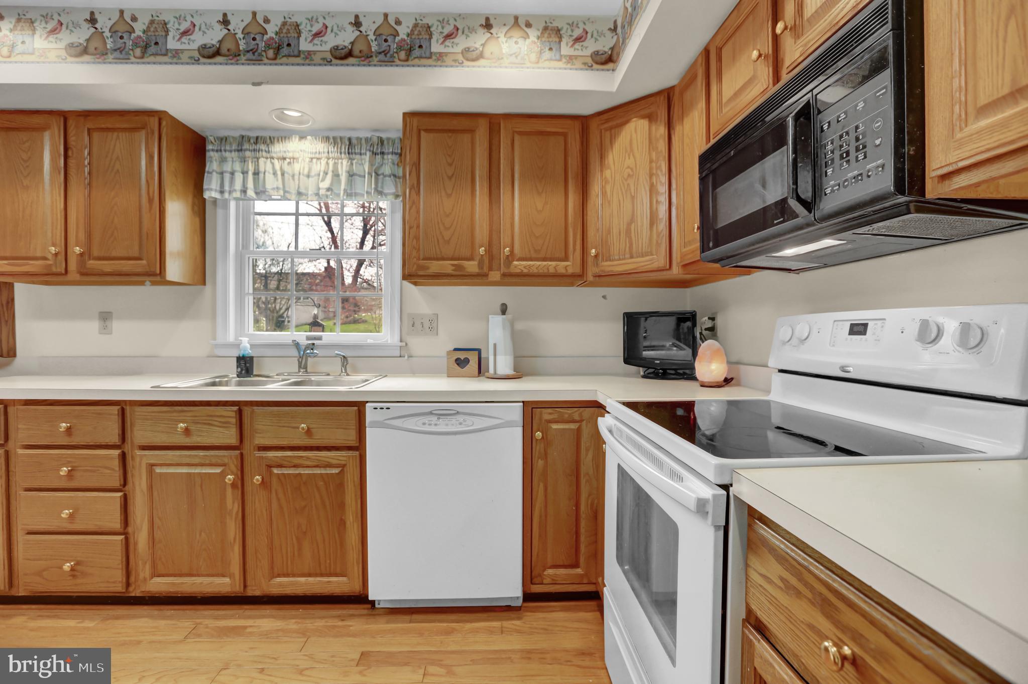 302 Clark Road Hershey, PA 17033 - Photo 10 of 33