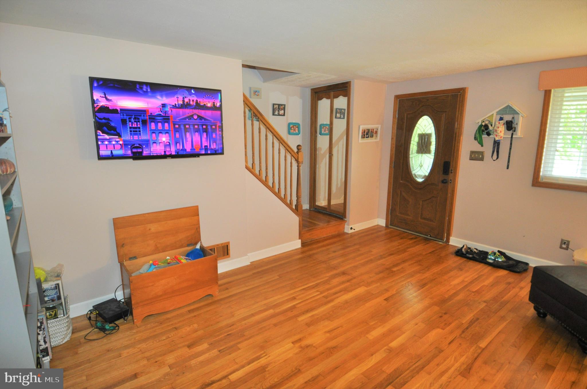 7803 Kavanagh Road Baltimore, MD 21222 - Photo 3 of 25