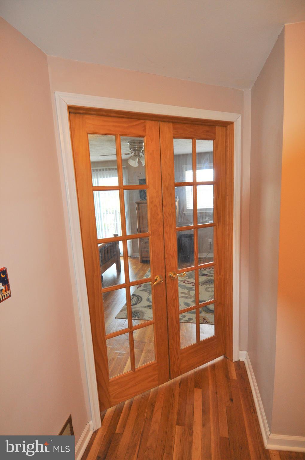7803 Kavanagh Road Baltimore, MD 21222 - Photo 7 of 25