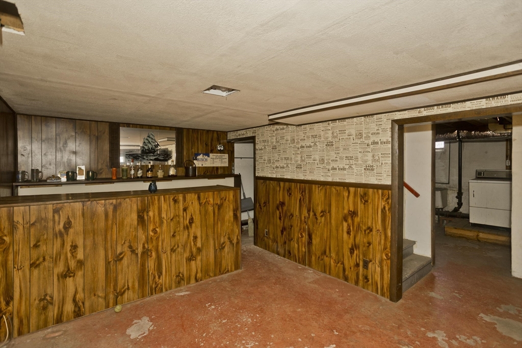 147 Bowles Park Springfield, MA 01104 - Photo 27 of 30