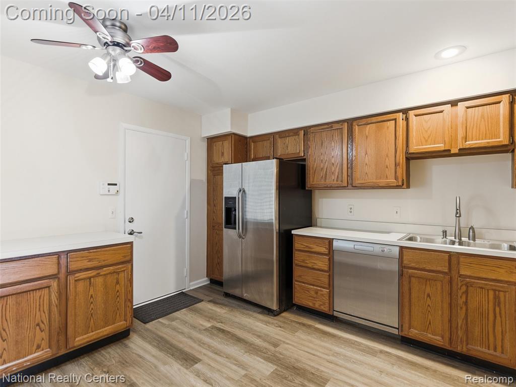 614 Tennyson Rochester, MI 48307 - Photo 19 of 41