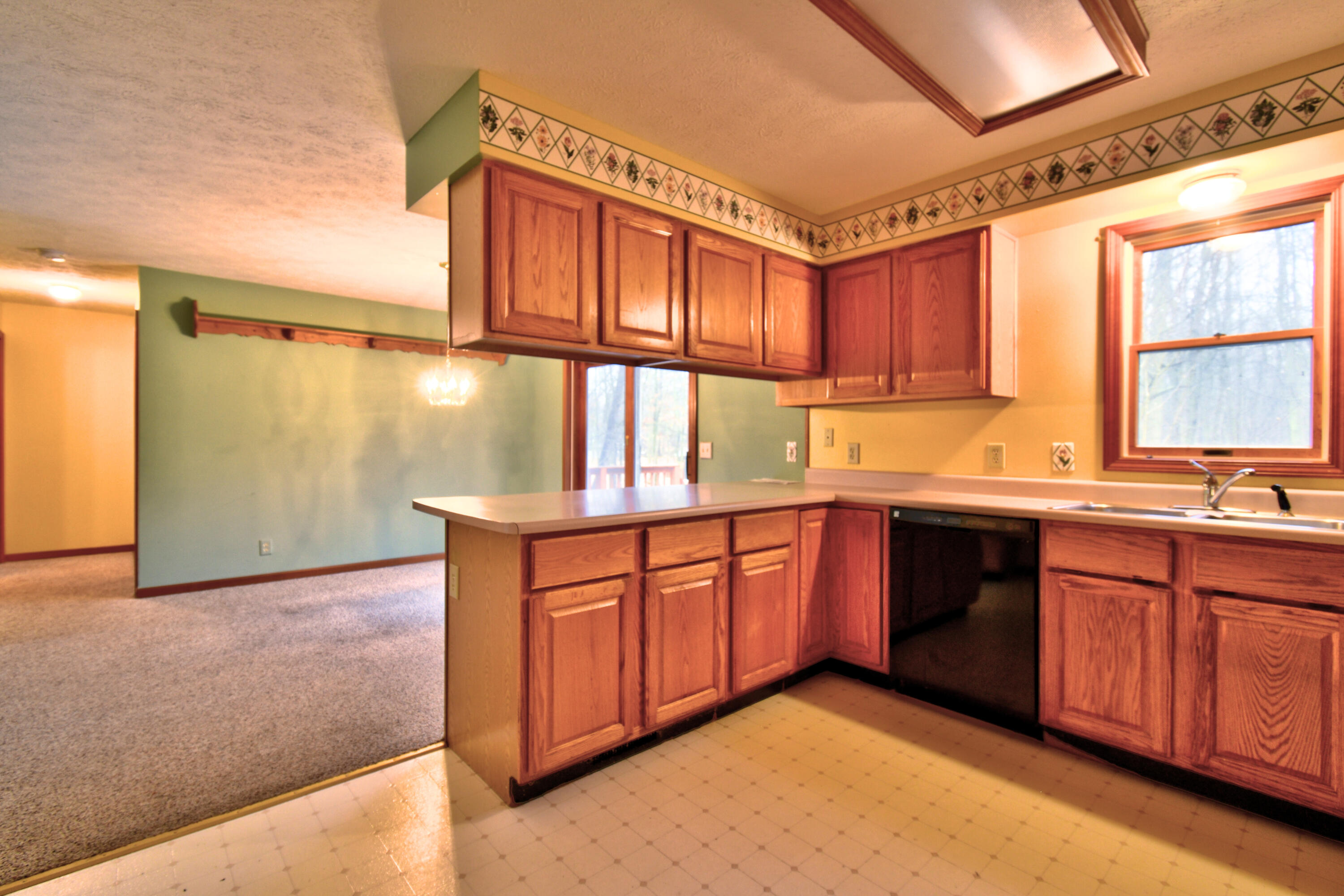 7585 Tree Top Lane Pigeon, MI 48755 - Photo 12 of 105 kt 7