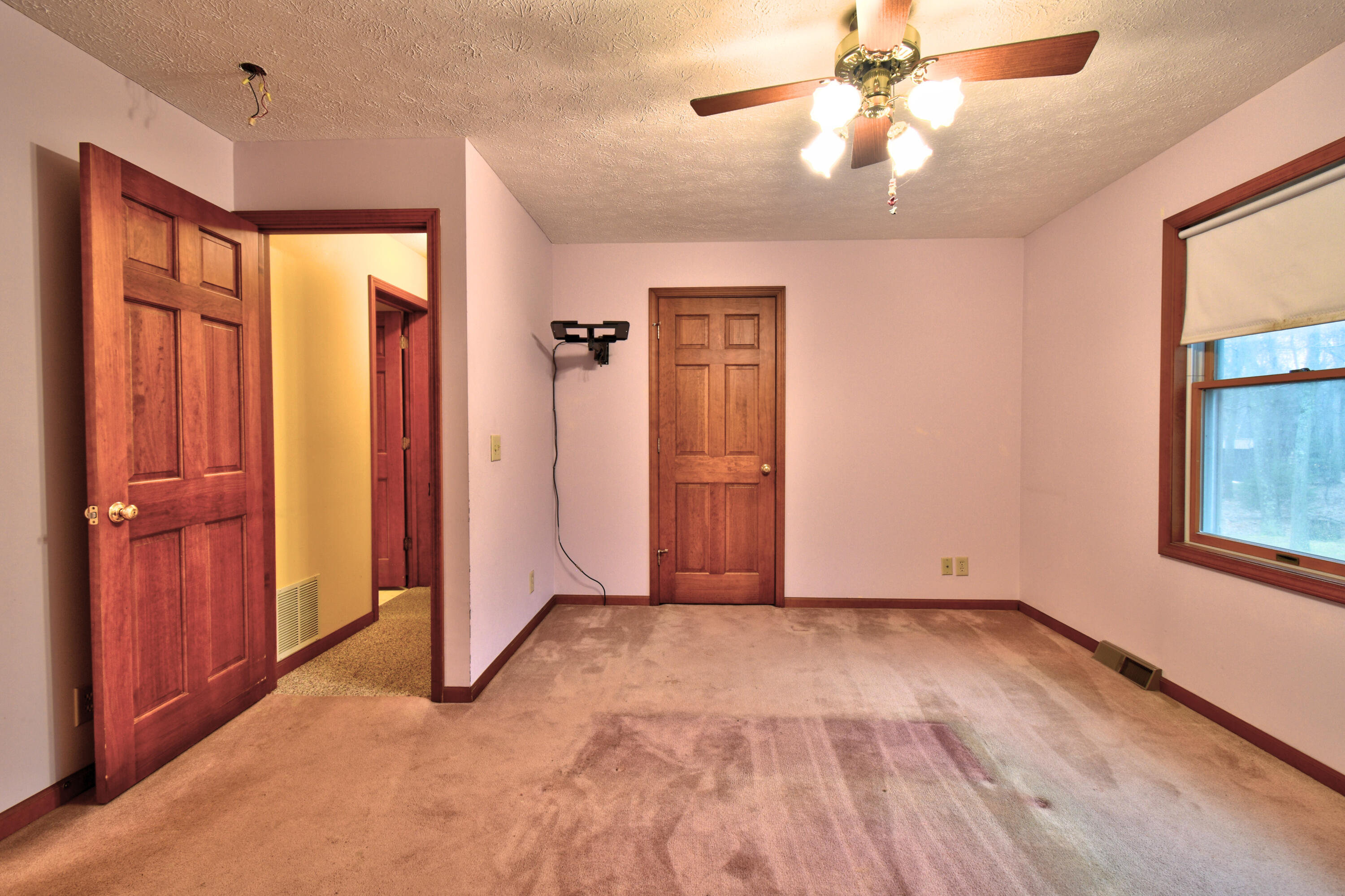 7585 Tree Top Lane Pigeon, MI 48755 - Photo 37 of 105 bed 1 7