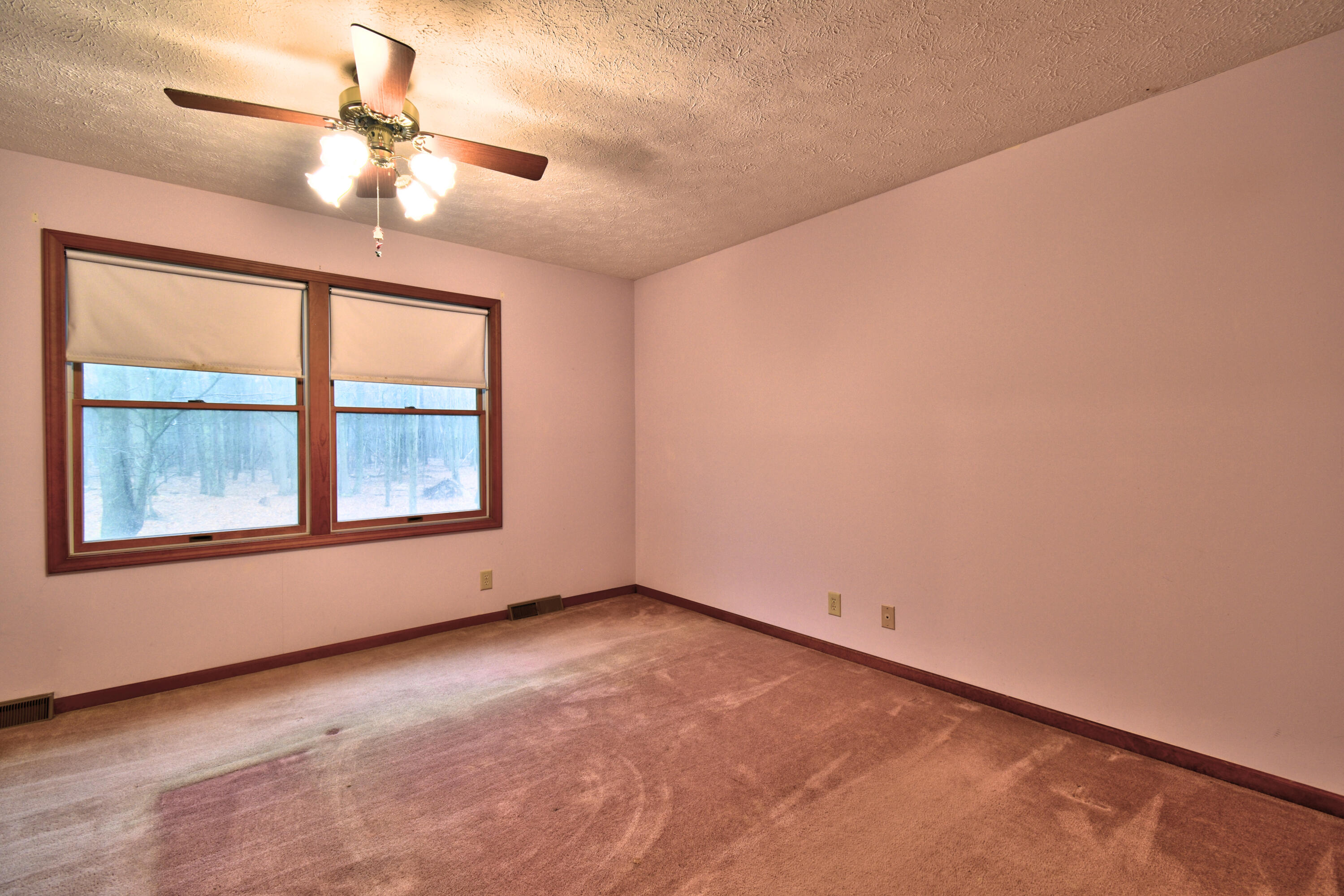 7585 Tree Top Lane Pigeon, MI 48755 - Photo 38 of 105 bed 1 8